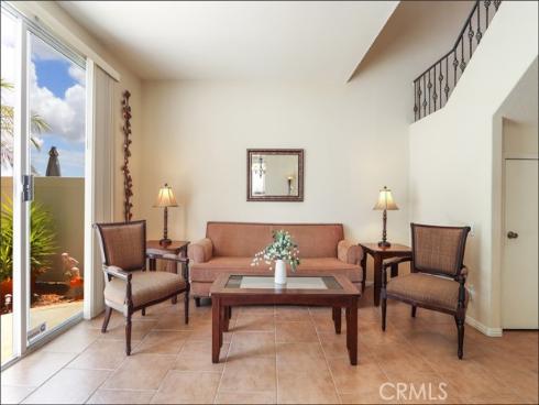 12  Hawaii  , Aliso Viejo, CA