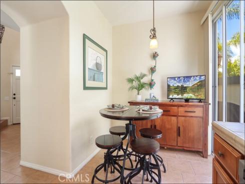 12  Hawaii  , Aliso Viejo, CA