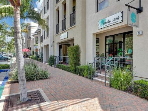 1 Vantis , Aliso Viejo, CA