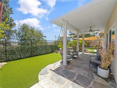 14  Helmcrest  , Aliso Viejo, CA