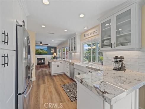 14  Helmcrest  , Aliso Viejo, CA