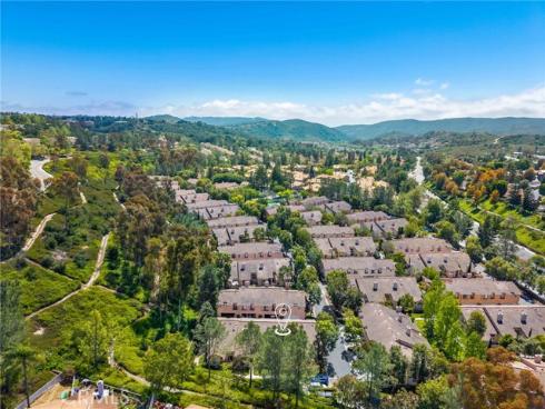 4 Nightingale Drive, Aliso Viejo, CA