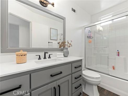 1  Hazelbranch  , Aliso Viejo, CA