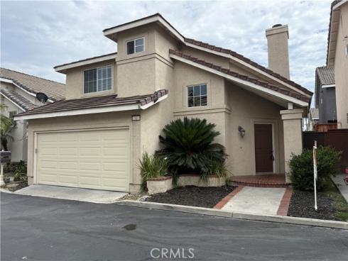 4 Sherrelwood Court