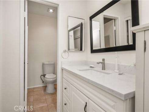 5573 E Vista Del Rio , Anaheim Hills, CA