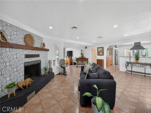 170 S Mohler  , Anaheim Hills, CA
