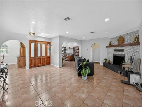 170 S Mohler  , Anaheim Hills, CA