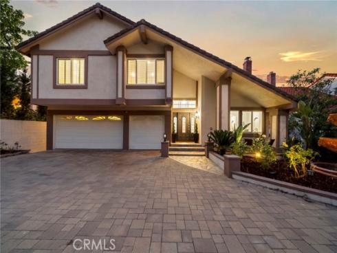 6425 E. Shady Valley Lane