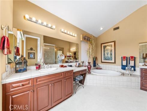7801 E Bridgewood   Drive, Anaheim Hills, CA