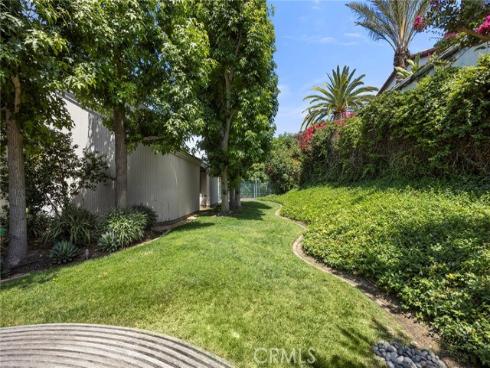 130 S Leola Way  , Anaheim Hills, CA