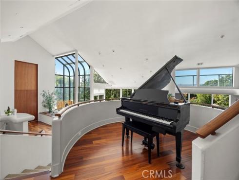 130 S Leola Way  , Anaheim Hills, CA