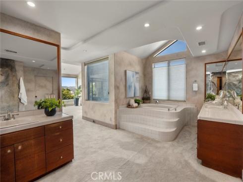 130 S Leola Way  , Anaheim Hills, CA