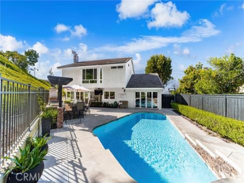 4370 E Lamp Post Way, Anaheim Hills, CA