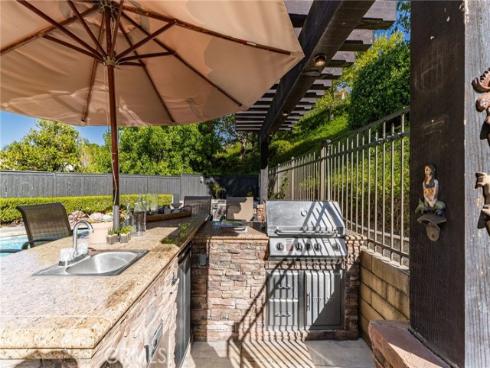 4370 E Lamp Post Way, Anaheim Hills, CA