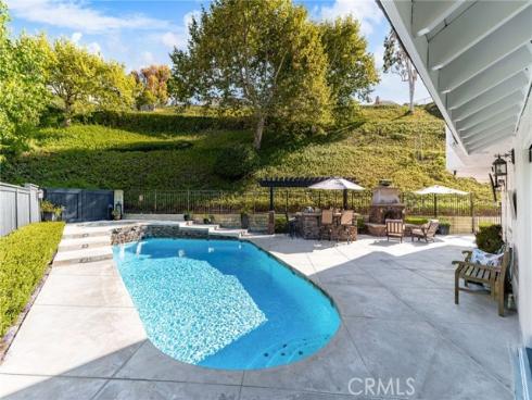 4370 E Lamp Post Way, Anaheim Hills, CA