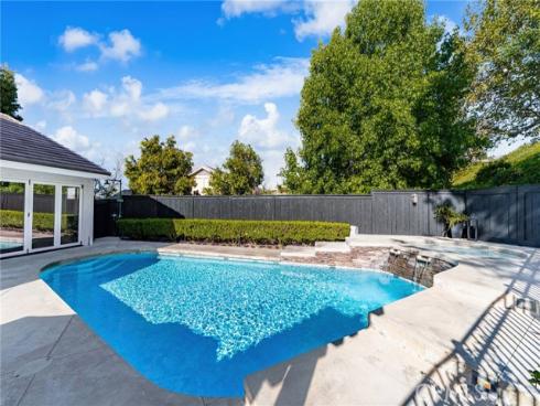 4370 E Lamp Post Way, Anaheim Hills, CA