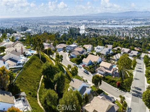 4370 E Lamp Post Way, Anaheim Hills, CA