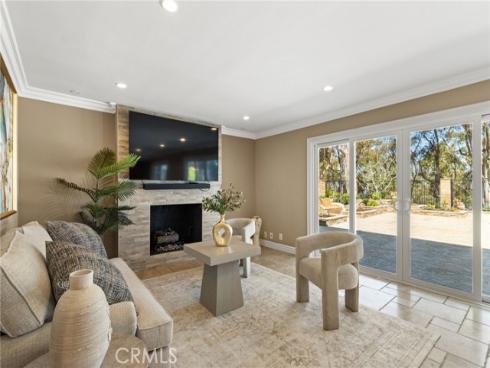 6573 E North View Drive, Anaheim Hills, CA