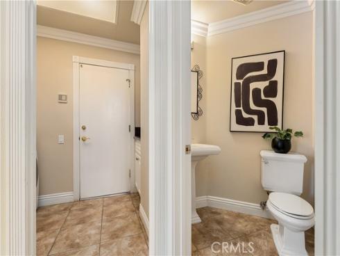 970 S Barton Court, Anaheim Hills, CA