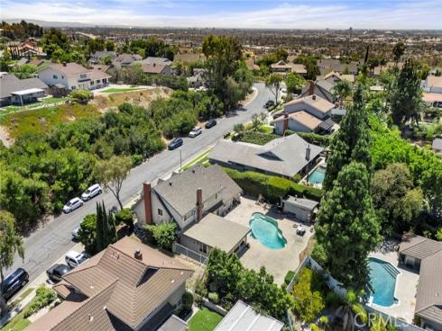 4029 E Country Canyon Rd , Anaheim Hills, CA