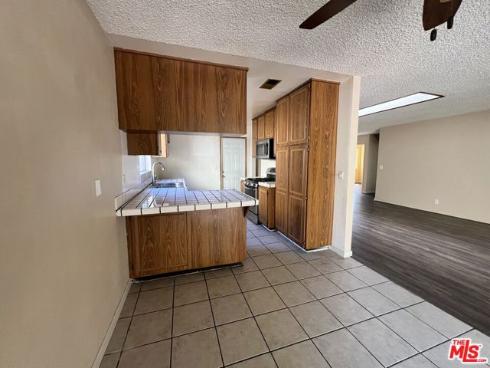 2513 W Fulcrum Place, Anaheim, CA