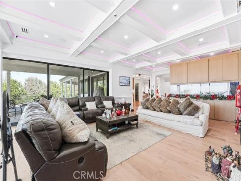 381 S Henning Way, Anaheim, CA