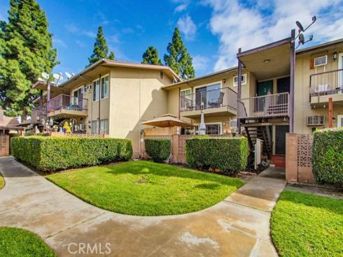 1860 W Glenoaks L , Anaheim, CA