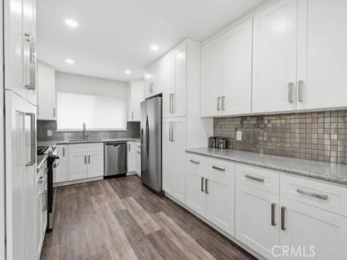 1860 W Glenoaks L , Anaheim, CA