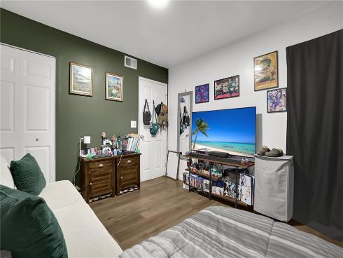 1795 W Glenoaks Avenue, Anaheim, CA