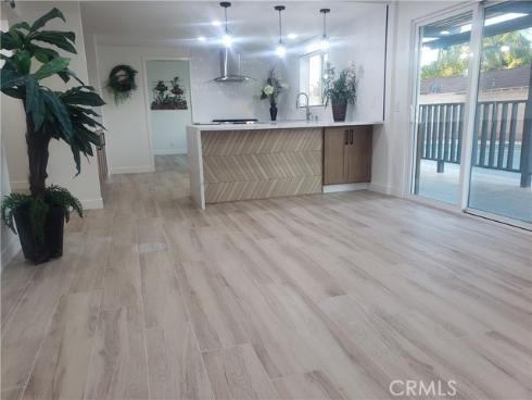 2758 W Stocton , Anaheim, CA