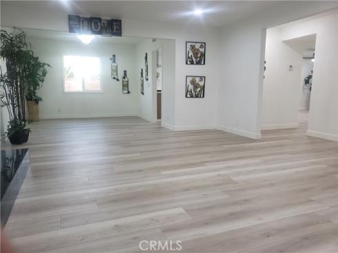 2758 W Stocton , Anaheim, CA
