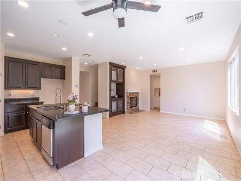 612 S Halliday St , Anaheim, CA