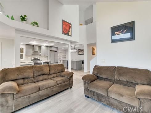 6117 E Garnet , Anaheim, CA