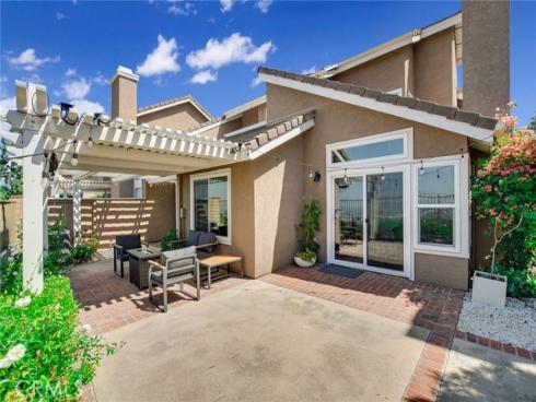 6117 E Garnet , Anaheim, CA