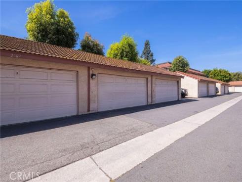 2609 W Cameron  224  Court, Anaheim, CA