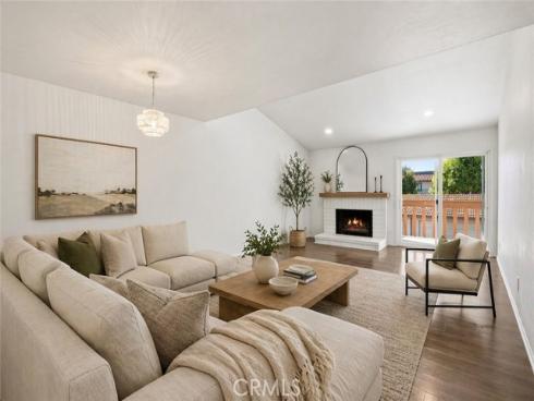 2609 W Cameron  224  Court, Anaheim, CA