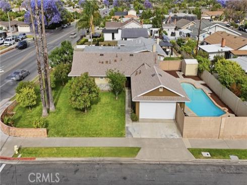 1946 W Broadway , Anaheim, CA