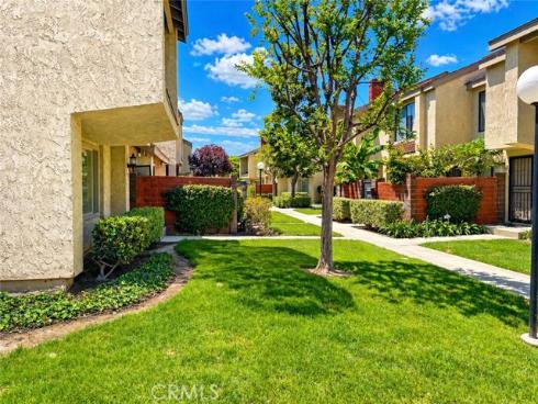 961 W Lamark , Anaheim, CA
