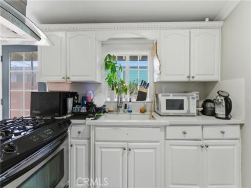 1214 N Holly , Anaheim, CA