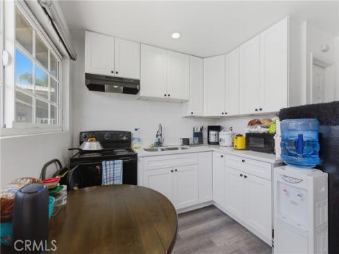 1214 N Holly , Anaheim, CA