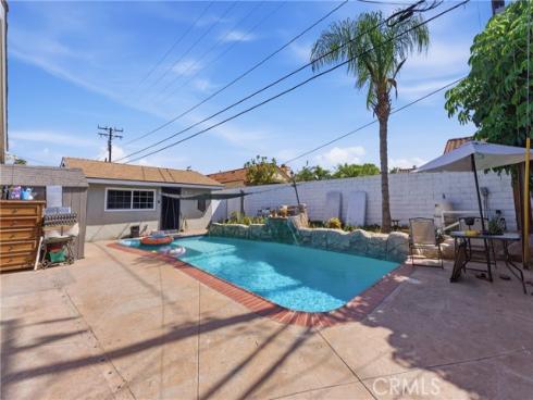 1214 N Holly , Anaheim, CA