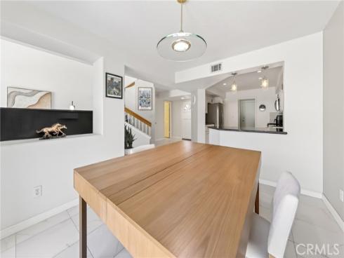 512 S Hollydale , Anaheim, CA