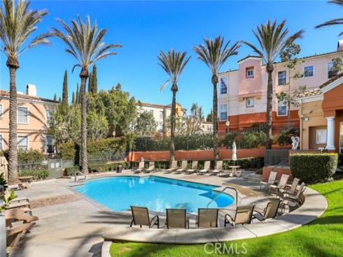 1000 S Volterra  , Anaheim, CA