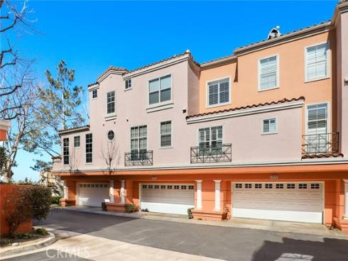 1000 S Volterra  , Anaheim, CA