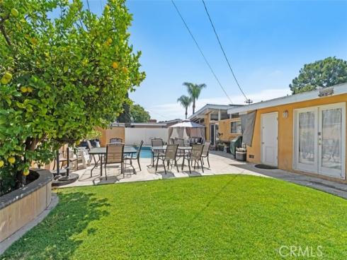2113 W Niobe , Anaheim, CA