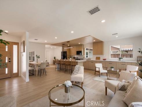 2871 W Tyler Avenue, Anaheim, CA