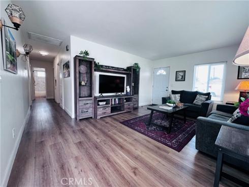 1001 N Hanover  , Anaheim, CA