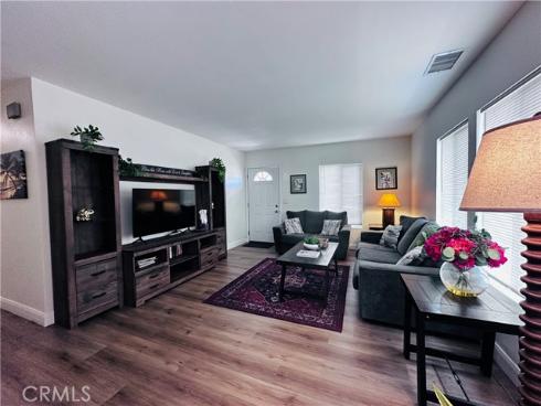 1001 N Hanover  , Anaheim, CA
