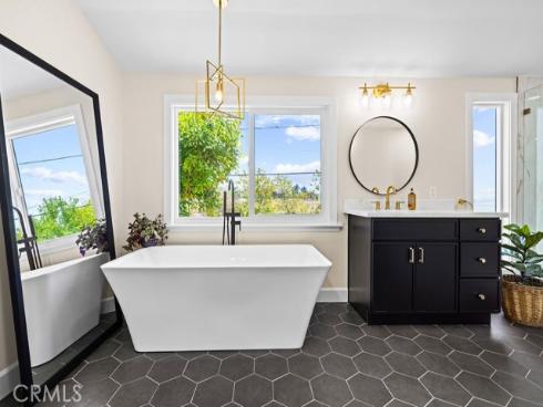 164 S Trevor St  , Anaheim, CA
