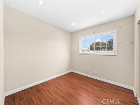 1804 W Glenoaks   Avenue, Anaheim, CA